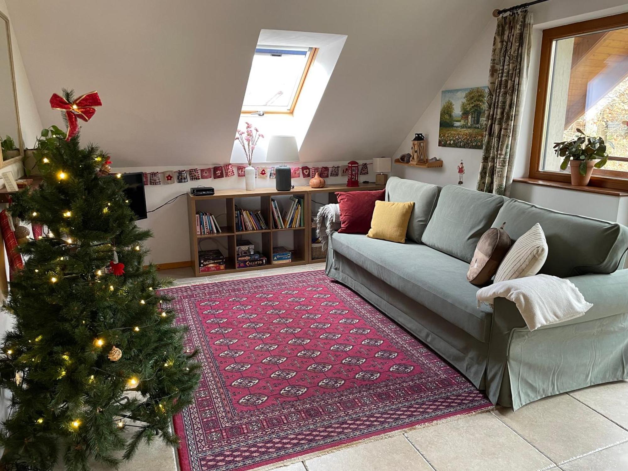 Oak Tree Apartment - Toelgy Lak Пілісценткерешт Екстер'єр фото